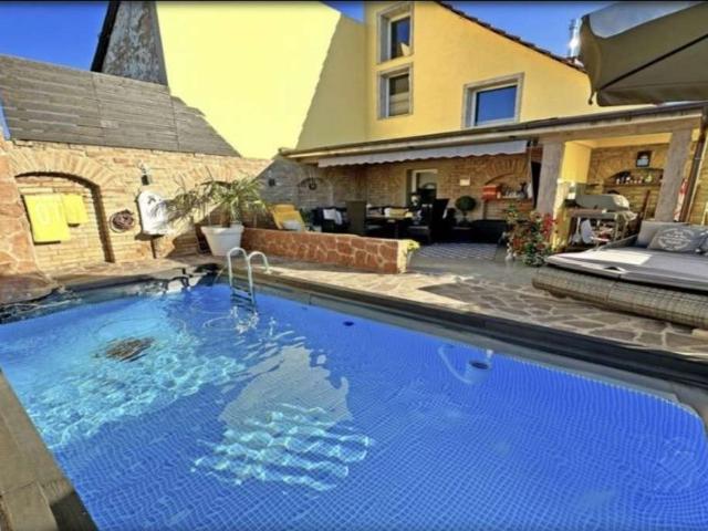 Großzügiges Haus mit 240 m² Wohnfläche in Germersheim