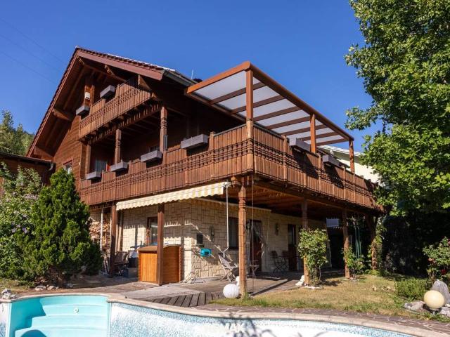 Großzügiges Haus mit Pool & Mehrgenerationen Potenzial in Maria Rain Haimach