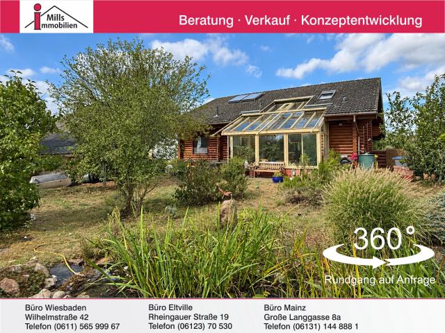Großzügiges Landhaus mit Einliegerwohnung, Terrasse und großem Garten in naturnaher Lage