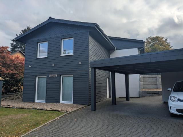 Großzügiges, modernisiertes Einfamilienhaus mit separatem Souterrain & Einliegerwohnungspotenzial