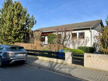 Dieburg, Taunus, Rheinland-Pfalz - Büroraum