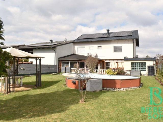 Großzügiges, mehrfach modernisiertes Einfamilienhaus mit flexiblen Nutzungsmöglichkeiten Photovoltaikanlage, Swimmingpool