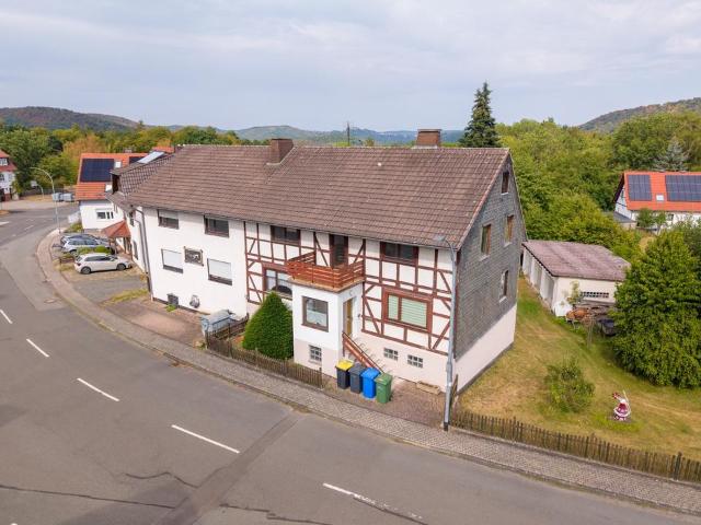 Großzügiges Mehrfamilien Haus direkt am Edersee