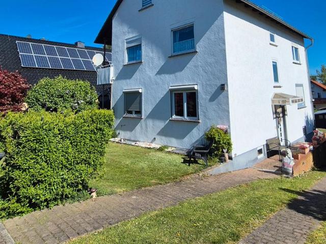 Großzügiges Mehrfamilienhaus auf 800m² Grundstück