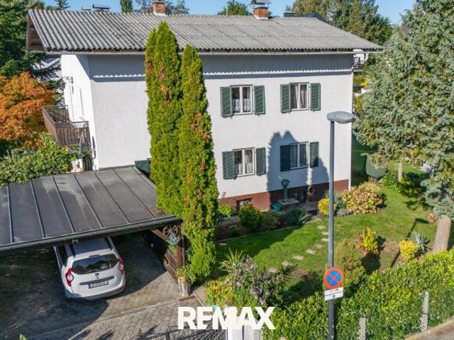 Großzügiges Mehrfamilienhaus mit zwei Wohneinheiten in Liefering