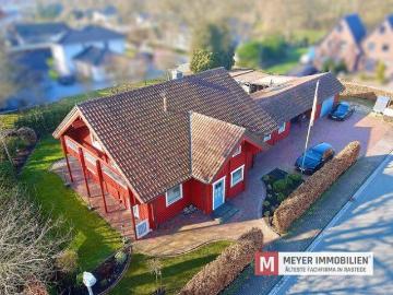 Großzügiges Niedrigenergie Holzhaus mit separater Büroeinheit im Gewerbegebiet von Wiefelstede Obj. Nr.: 5672