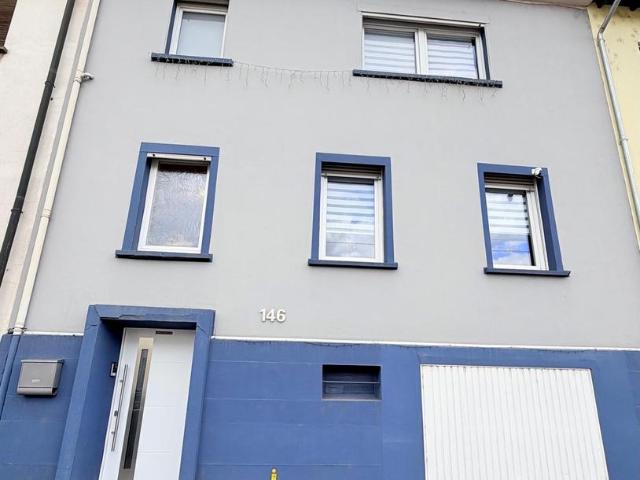 Großzügiges, saniertes Einfamilienhaus zu verkaufen