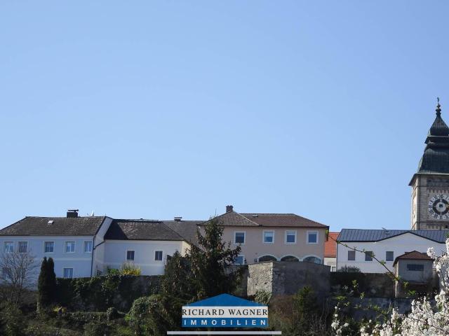Großzügiges Stadtbürgerhaus in Aussichtslage mit Top Ausstattung