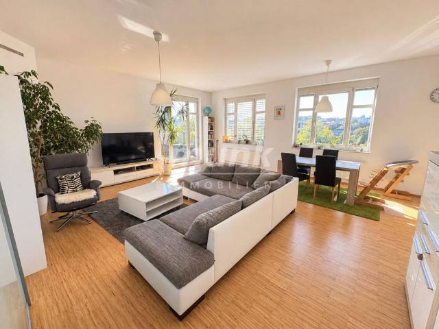 Großzügiges Penthouse mit 3 Zimmern und Dachterrasse
