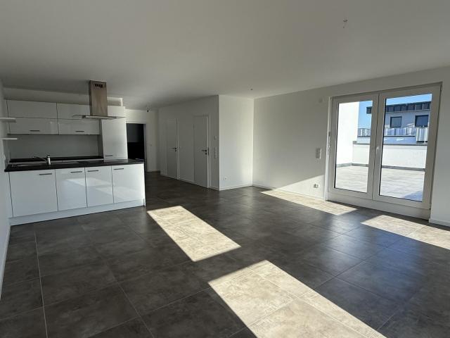 Großzügiges Penthouse mit XXL Dachterrasse & Einbauküche