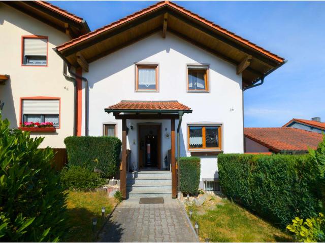 Großzügiges Reihenendhaus mit Garten – Ein Zuhause zum Wohlfühlen