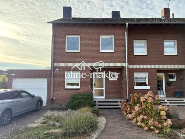 Großzügiges Reihenendhaus mit Garten, Garage und ausgebautem Spitzboden in Biemenhorst