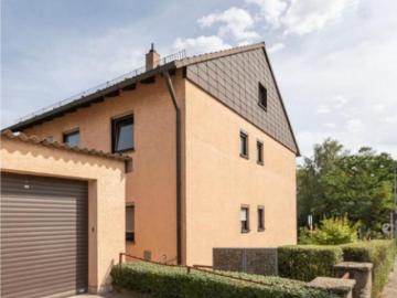 Großzügiges Reiheneckhaus mit Garten, Balkon, Garage & Stellplatz