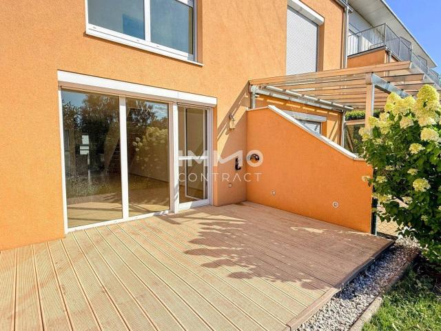 Großzügiges Reihenhaus mit Dachterrasse und Garten