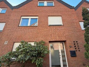 Großzügiges Reihenmittelhaus zu verkaufen