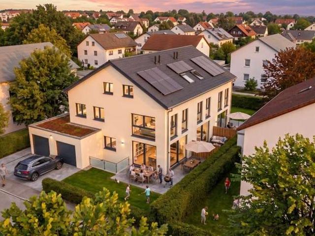Großzügiges Reihenmittelhaus in ruhiger Lage mit Südterrasse