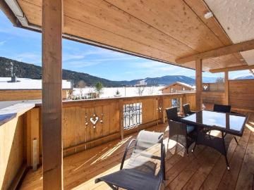 Großzügige Wohnung, auch zur individuellen touristischen Vermietung, mit Balkon und Traumblick in der Leutasch