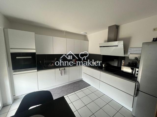 Großzügiges Wohnen mit Balkon, Badewanne, Überlängen Garage & Stellplatz
