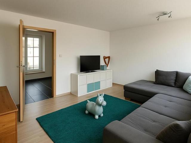 Großzügiges Wohnen mit Balkon und eigener Garage