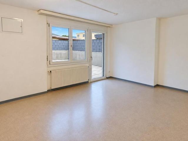 GROSSZÜGIGES WOHNEN MIT GARTENSITZPLATZ