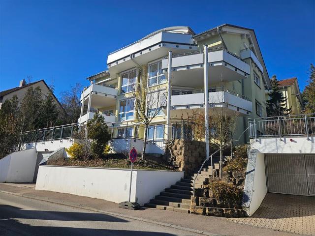 Großzügiges Wohnen mit großer Terrasse in sonniger, ruhiger Lage in Korntal