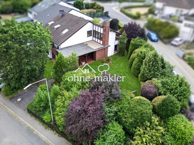 Großzügiges Wohnen mit schönem Garten – Einfamilienhaus mit Einliegerwohnung