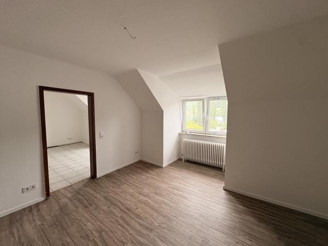 Großzügiges Wohnen auf einer Etage zwei Wohnungen mit insgesamt ca. 155 m² in Gevelsberg