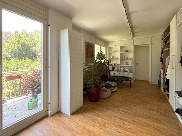 Großzügiges Wohnen in exklusiver Aussichtslage