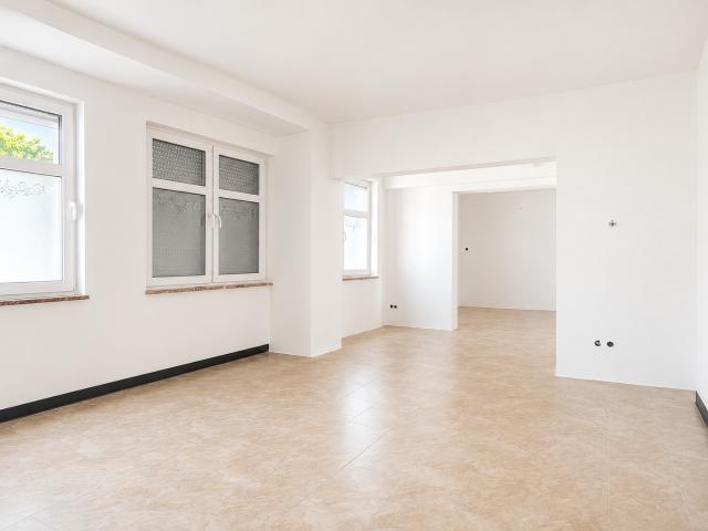 Großzügiges Wohnen in Ströbitz – renovierte 4 Zimmer Wohnung