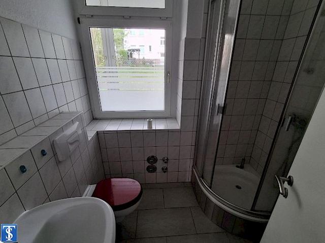 Großzügiges Wohnglück in Adorf: Viel Platz, zwei Bäder & sonnige Loggia!