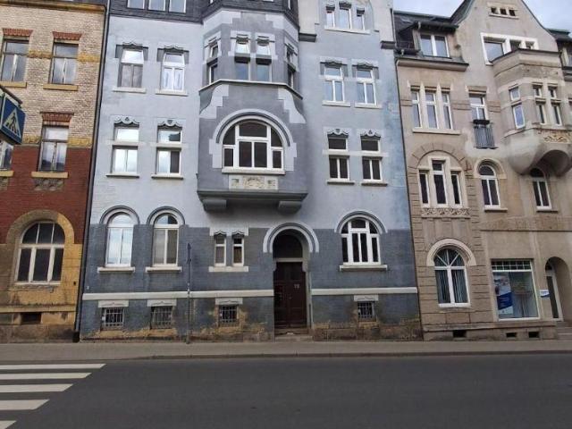 Großzügiges Wohnglück in Adorf: Viel Platz, zwei Bäder & sonnige Loggia!