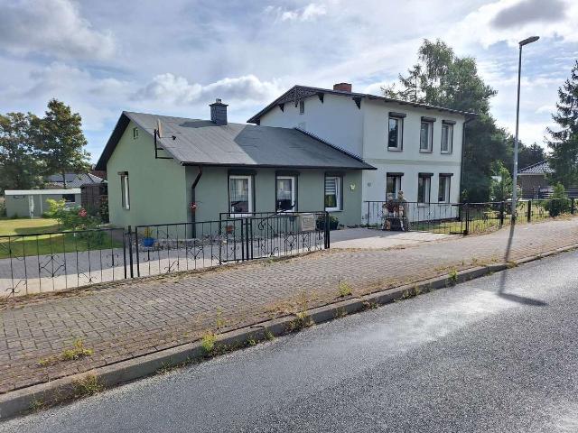 Großzügiges Wohnhaus 2 Wohneinheiten in Hohendorf nahe Wolgast/ Insel Usedom