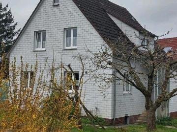 Großzügiges Wohnhaus in Satteldorf Ortsrandlage & viel Platz