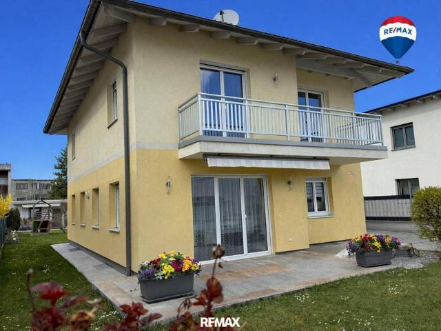 Großzügiges Wohnhaus in ruhiger Siedlungslage am Stadtrand von Wels!