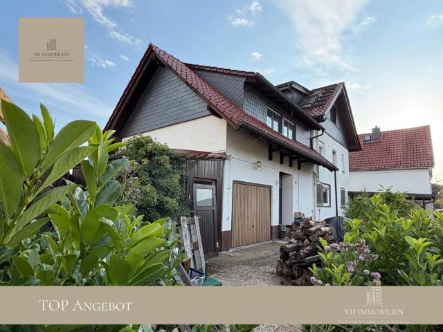 Großzügiges Wohnhaus mit Ausbaupotenzial in attraktiver Lage