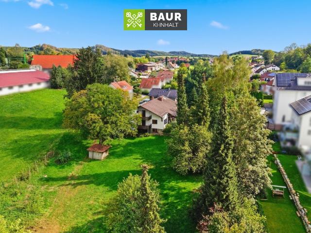 Großzügiges Wohnhaus mit ca. 410 m² Wohnfläche in attraktiver Randlage von Bad Waldsee Unterurbach