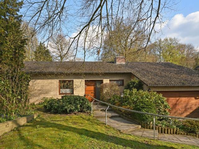 Großzügiges und gepflegtes Ein/Zweifamilienhaus in begehrter Lage von Hamburg Heimfeld