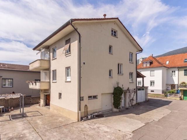 GROSSZÜGIGES ZWEIFAMILIENHAUS IN GRENCHEN