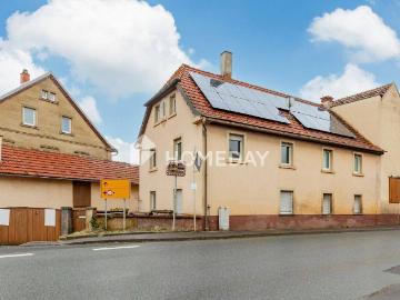 Großzügiges Zweifamilienhaus mit Scheune, Werkstatt und Ausbaureserve