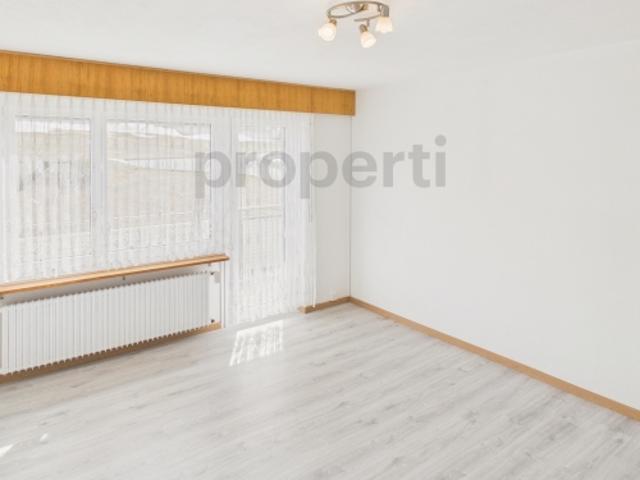 Grosszuegige 5.5 Zimmer Wohnung mit Balkon, Unterbäch