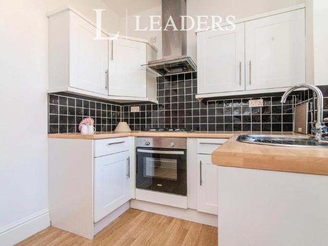 Grosvenor Court, 58 The Green, Hawkesley, B38 8RU, United Kingdom | 1 bed house for rent #117992994 | Rentberry