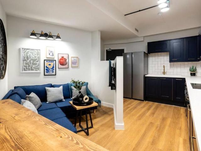 Grosvenor Halls, Grosvenor Road. 5 bed apartment to rent £4,595 pcm £1,060 pw