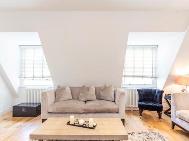Grosvenor Hill, London, W1K 2 bed flat to rent £18,200 pcm £4,200 pw