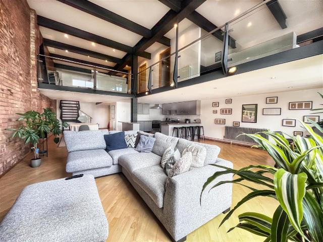 Grosvenor Street West, Birmingham B16, 1 bed flat to rent, £1,750 pcm | PrimeLocation