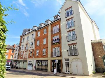 Grosvenor Road, Aldershot GU11, 1 bed flat to rent, £875 pcm | PrimeLocation