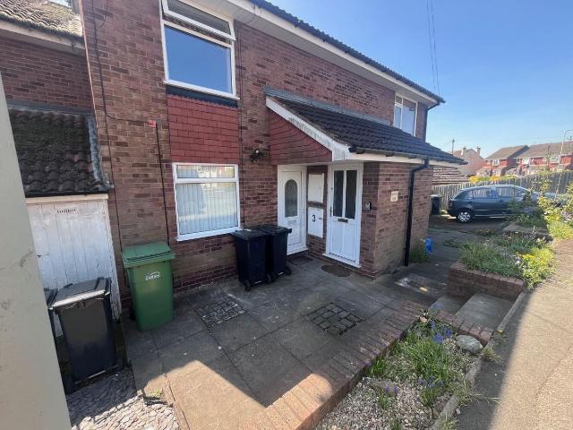Grosvenor Road, Dudley DY3, 1 bed flat to rent, £725 pcm | PrimeLocation