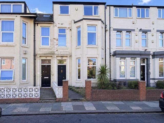 Grosvenor Road, Jesmond, Newcastle. 2 bed apartment to rent £1,200 pcm £277 pw