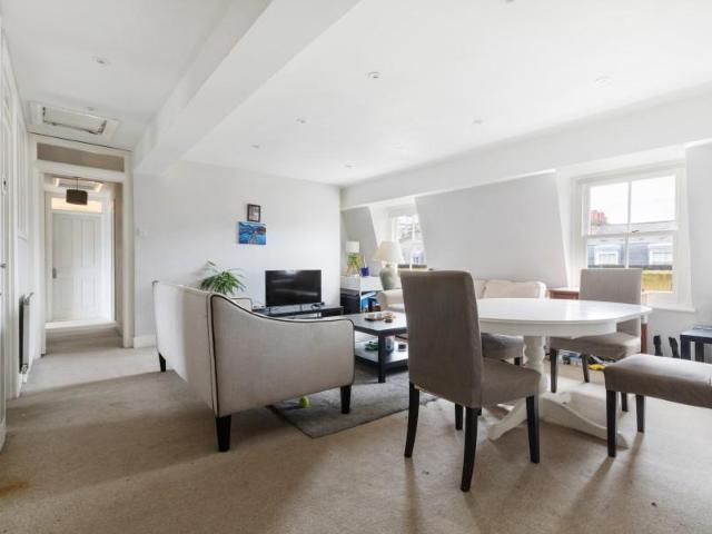Grosvenor Terrace, London, SE5 0NL, United Kingdom | 4 bed apartment for rent #140396480 | Rentberry