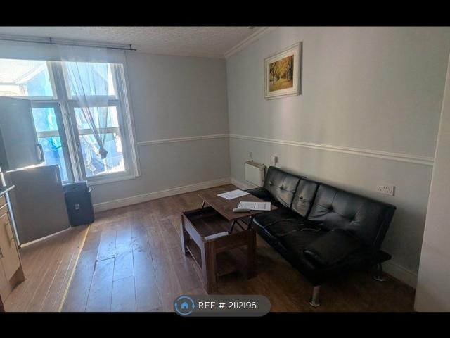 Grattan Road, Bradford BD1, 2 bed flat to rent, £575 pcm | PrimeLocation