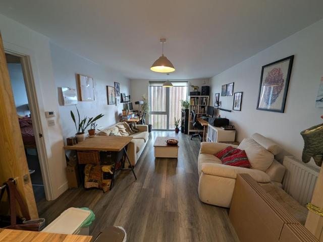 Graveney Apartments, College Road. 1 bed apartment to rent £1,250 pcm £288 pw